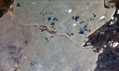 Недавно мы показывали, как выглядит «Крымский мост» из космоса.