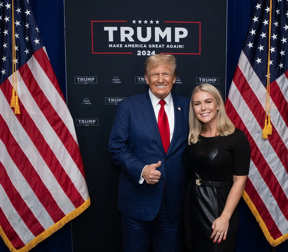 Кэролайн Ливитт и Дональд Трамп