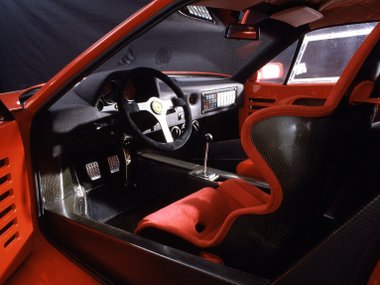 slide image for gallery: 25660 | ferrari f40