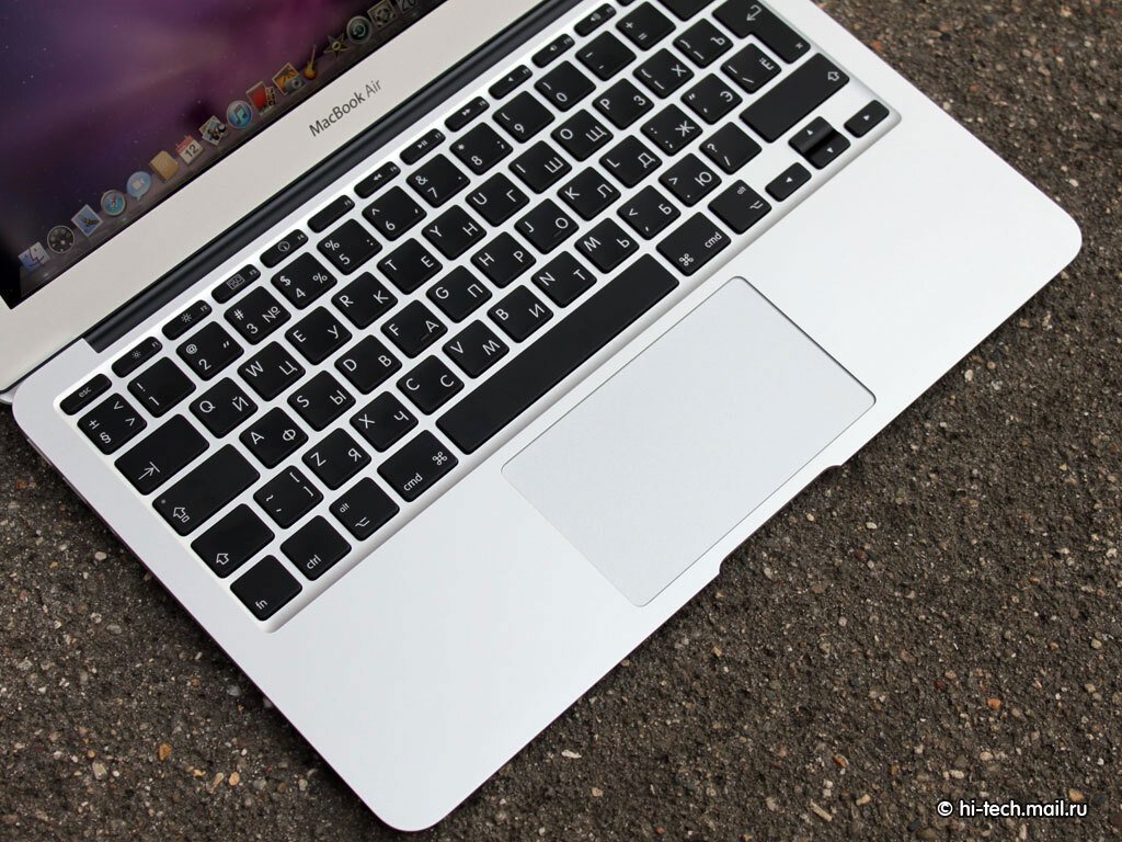 Полный обзор Apple MacBook Air 11 - Hi-Tech Mail.ru