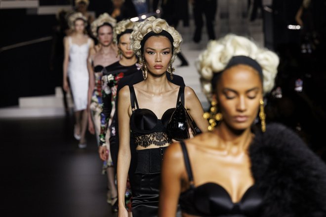 Dolce & Gabbana, весна-лето 2025 Dolce & Gabbana, весна-лето 2025