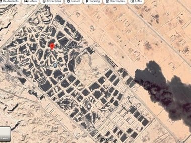 slide image for gallery: 28374 | Самая большая в мире свалка автомобильных шин загорелась в Кувейте
