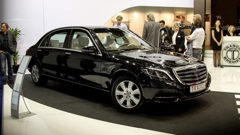 slide image for gallery: 17957 | Trasco Bremen - Mercedes-Benz S600 L
