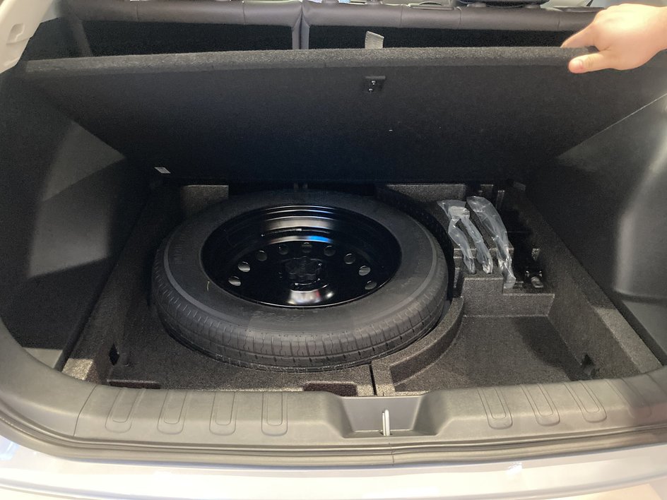 Пространство под полом багажника в новом GAC GS4 Max