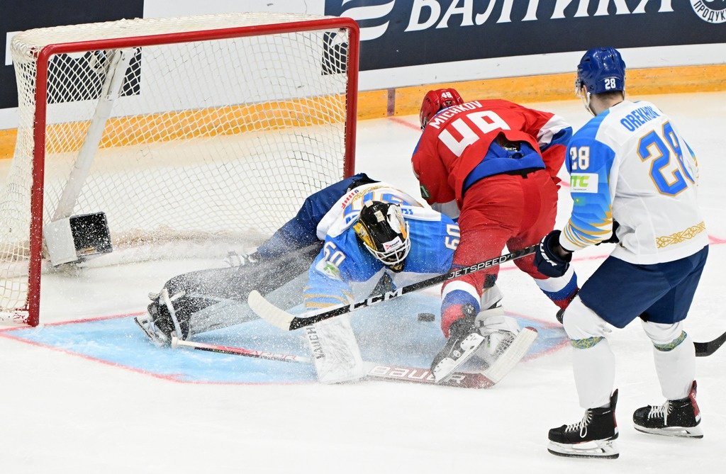 Сборная России по хоккею 3×3 проиграла Казахстану на Кубке Первого канала