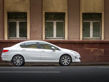 slide image for gallery: 28303 |  Peugeot 408 2012