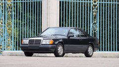 Mercedes-Benz 230 CE (Bm.124.043) '04.1987–08.1989