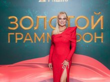 Алла Довлатова