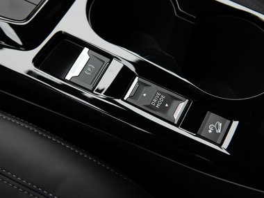 slide image for gallery: 27464 | Peugeot 2008