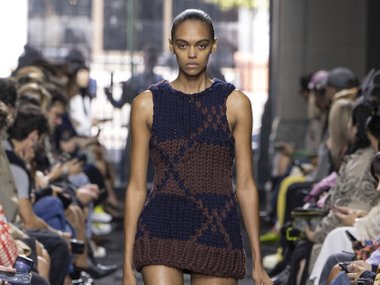 JW Anderson, весна-лето 2025 JW Anderson, весна-лето 2025