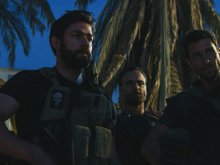 Кадр из 13 часов: Тайные солдаты Бенгази