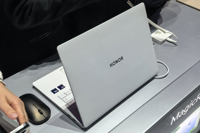 Honor MagicBook Pro 14