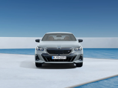 BMW i5 M Sport Pro со всеми опциями