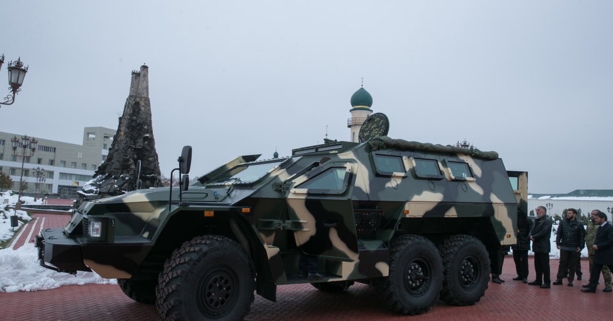 Ахмат машина военная фото