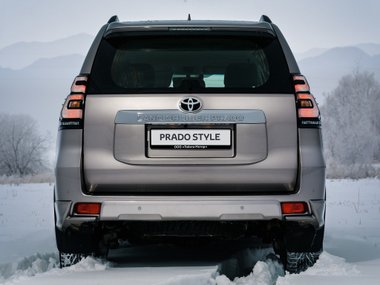 slide image for gallery: 24049 | Toyota Land Cruiser Prado Style