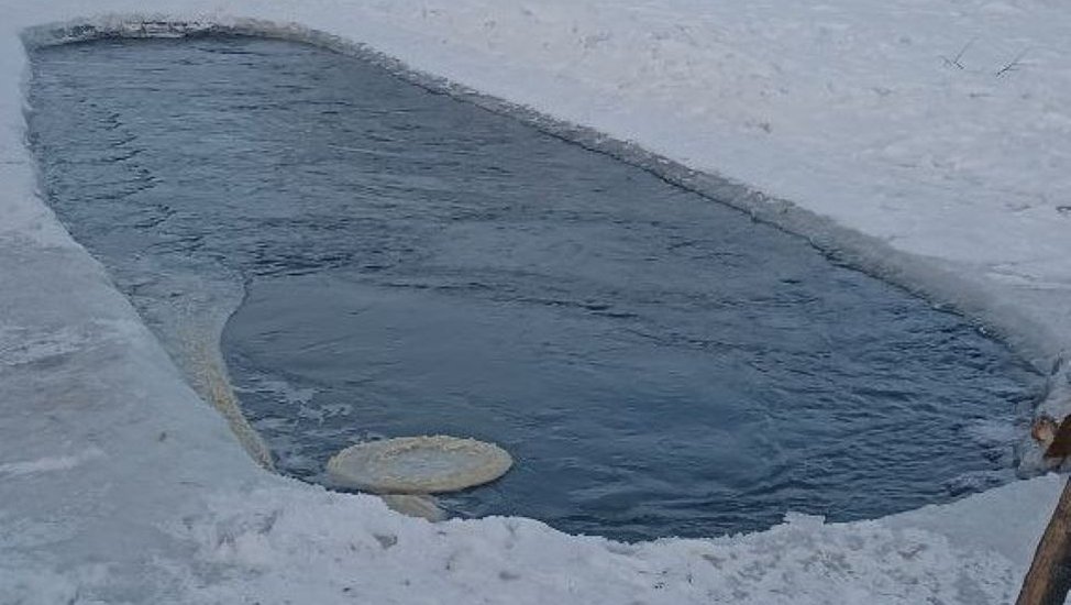 Ледяные круги на воде