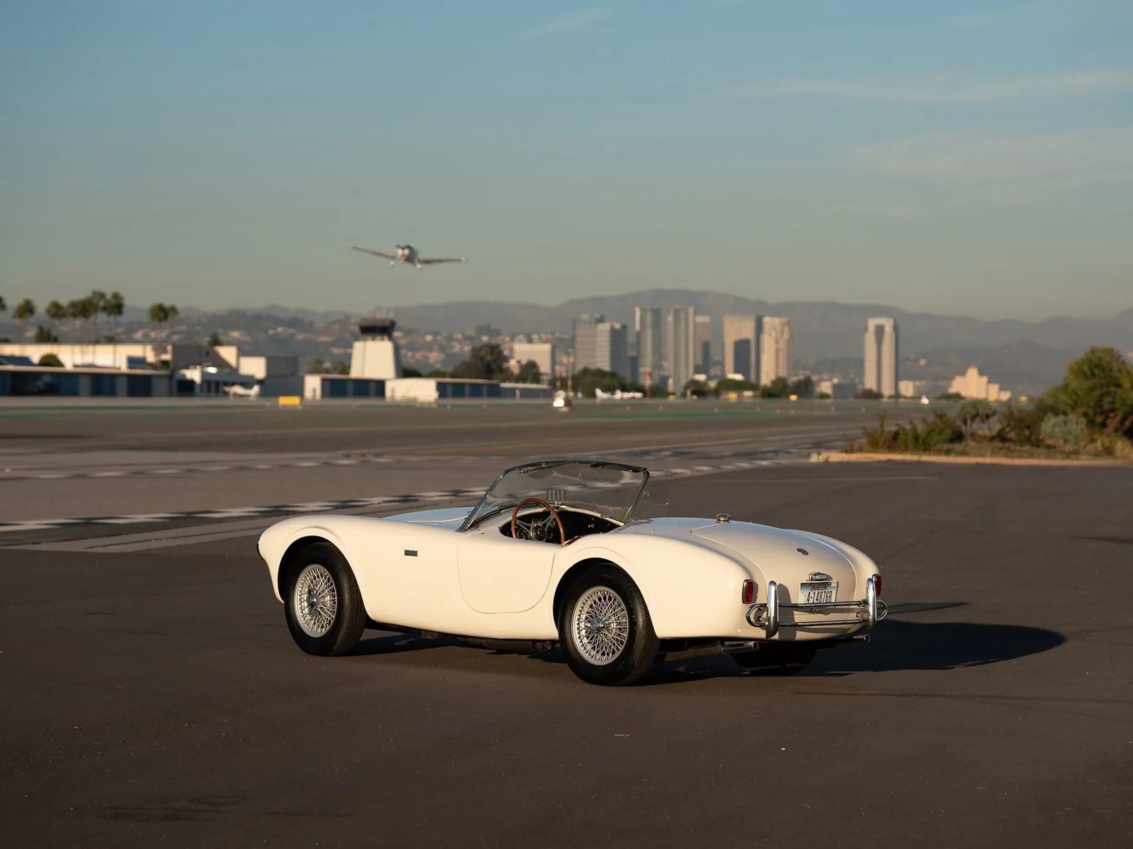 Продается очень редкий Shelby Cobra 1963 года