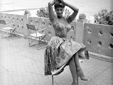 Slide image for gallery: 15369 | Софи Лорен в Венеции в 1956 году | Фото: legion-media.ru