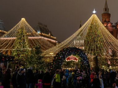 Slide image for gallery: 15731 | Новогодняя ярмарка в Москве | Фото: lady.mail.ru, Екатерина Брудная-Челядинова