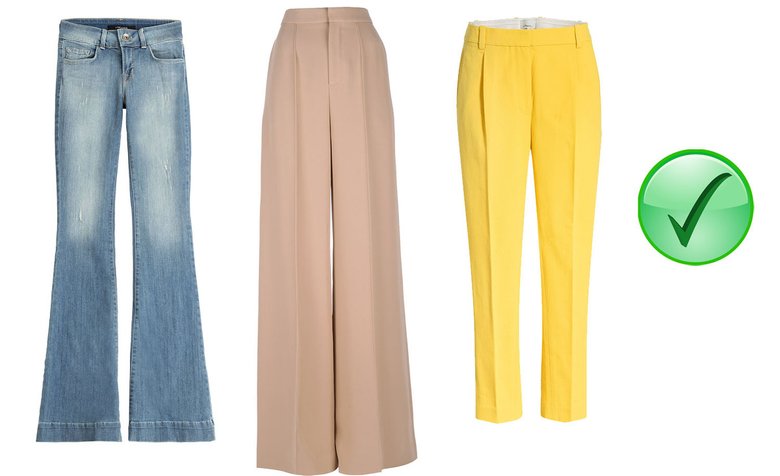 «Грушам» подойдут клешеные от бедра джинсы, широкие брюки в стиле 70-х и укороченные брюки-бананы