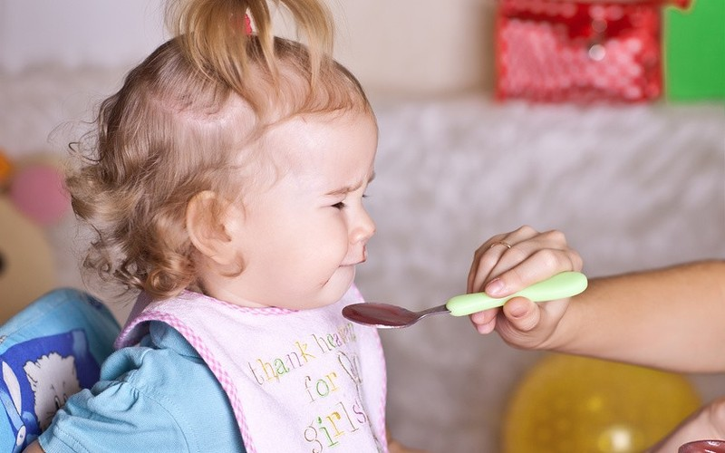 Как накормить ребенка: пять проверенных способов