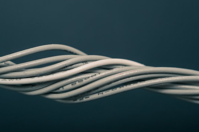 Кабели для работы в сложных системах и условиях Кабели для работы в сложных системах и условиях