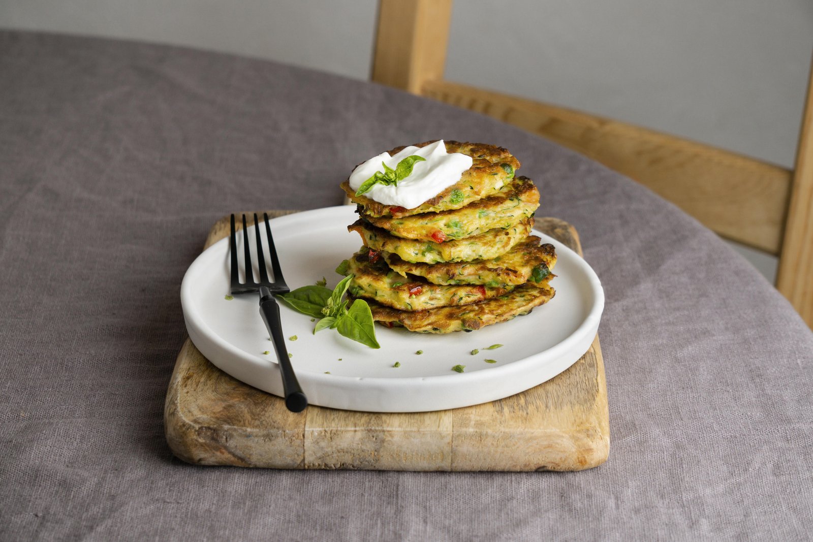 5 минут — и готово: невероятно вкусные пирожки-оладьи к чаю