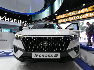 Lada X-Cross 5