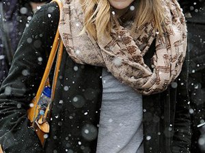Slide image for gallery: 1240 | Третья сестра Олсен тоже метит в иконы стиля