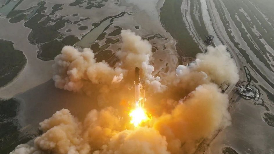 Запуск корабля состоялся с космодрома Starbase в Техасе Запуск корабля состоялся с космодрома Starbase в Техасе