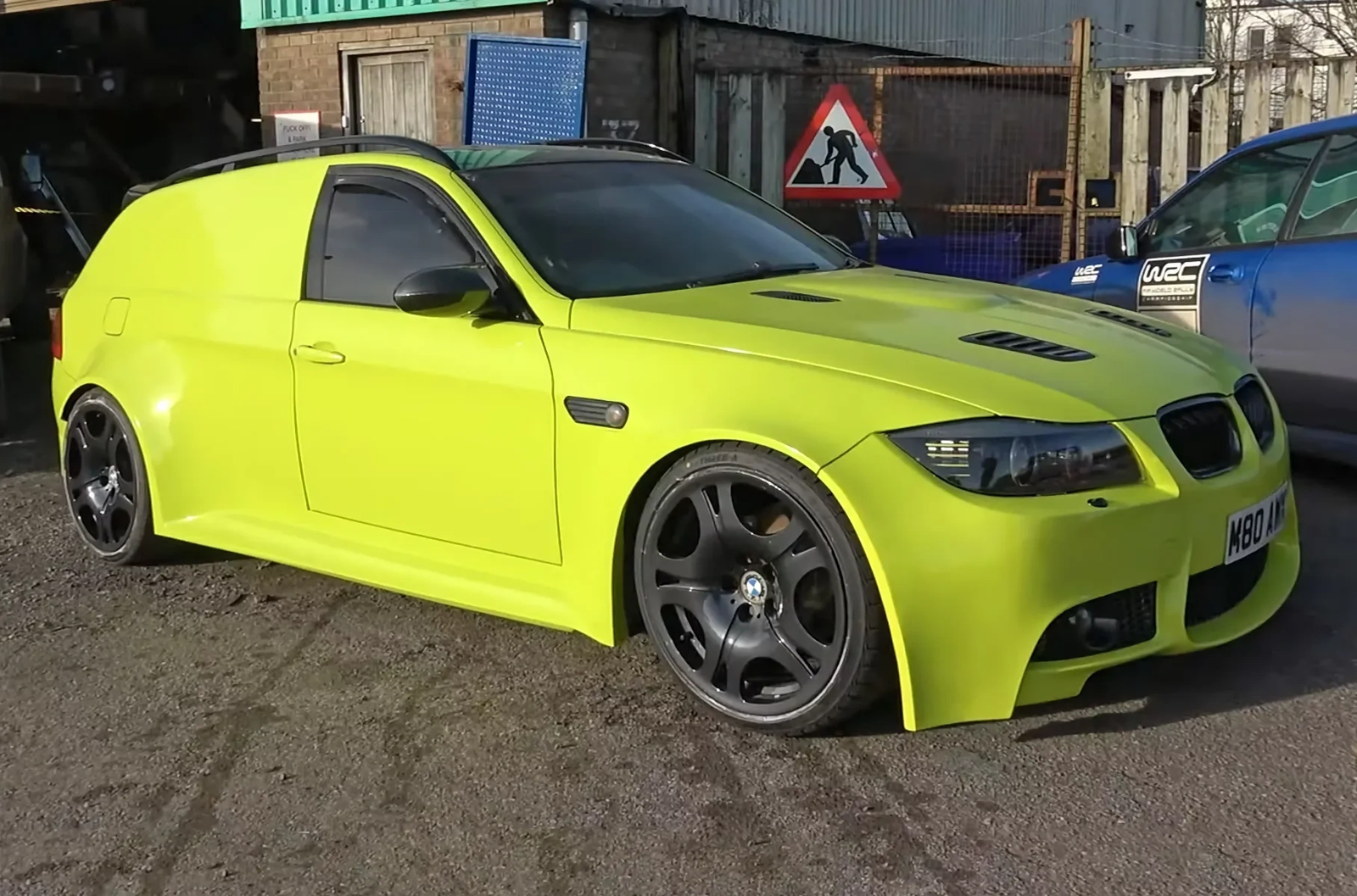 Посмотрите на фургон BMW 320d, стилизованный под M3 Посмотрите на фургон BMW 320d, стилизованный под M3