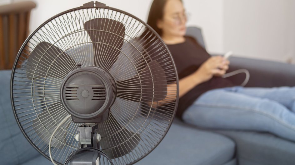 Напольный вентилятор Напольный вентилятор