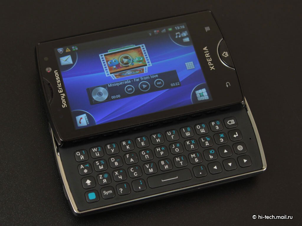 Обзор Sony Ericsson Xperia Mini pro: самый маленький смартфон - Hi-Tech  Mail.ru