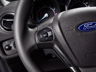 slide image for gallery: 17616 | Интерьер Ford Fiesta