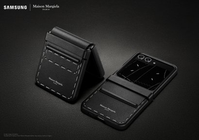 Galaxy Z Flip5 Maison Margiela Edition