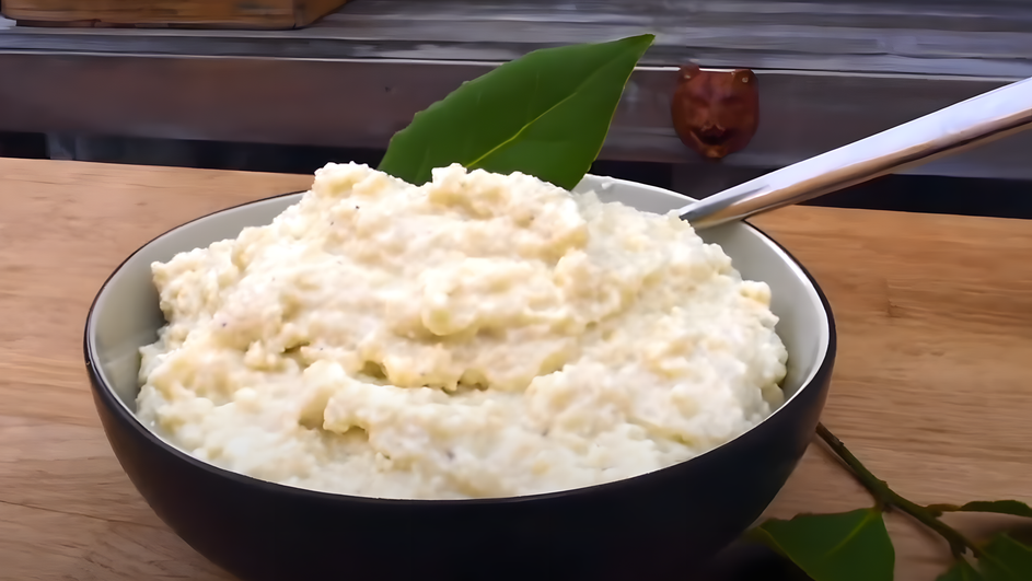 Хлебный молочно-сливочный соус для курицы Хлебный молочно-сливочный соус для курицы