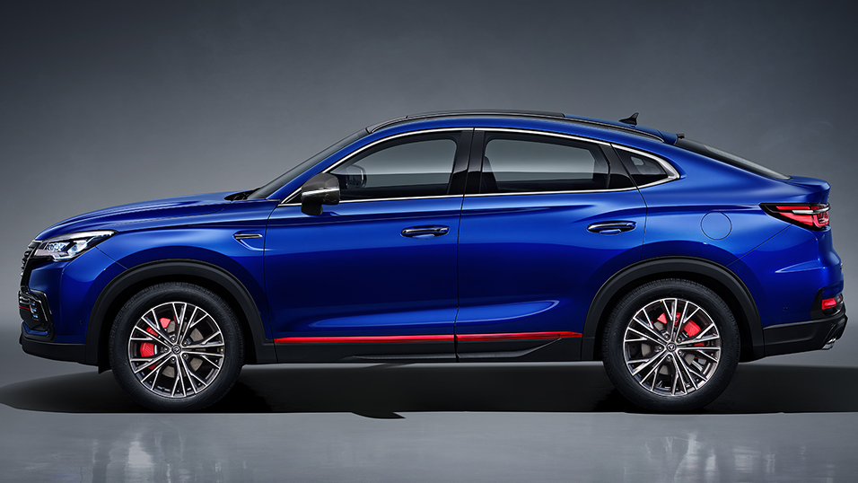 In the Russian Federation comes the Changan crossover coupe – an analogue of the BMW X4