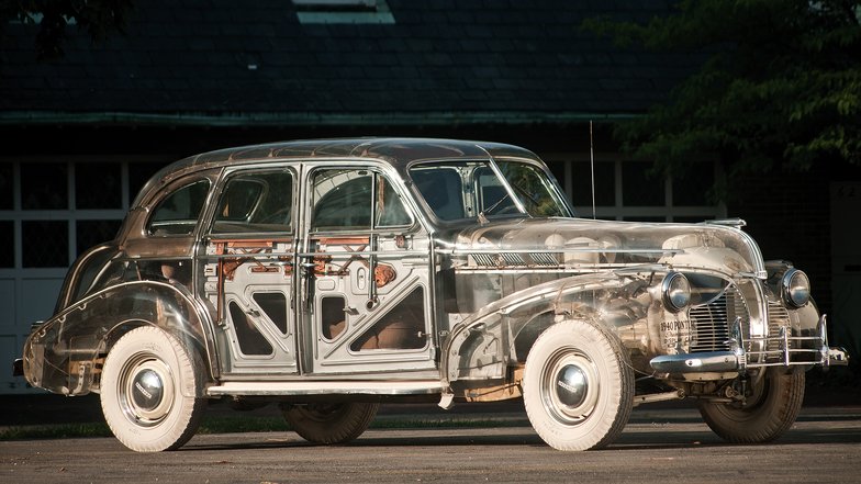 1940 Pontiac DeLuxe Six Transparent Display Car