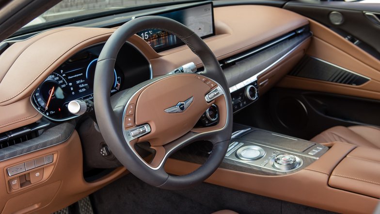 slide image for gallery: 28242 | Genesis G80