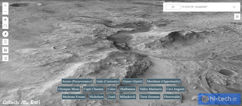 Каждые шесть метров Марса визуализируются в виде пикселя — беспрецедентное разрешение! На карте видны все горы и кратеры. Особенно хорошо отображены самые изученные места, они перечислены на скриншоте. Источник: Global CTX Mosaic of Mars