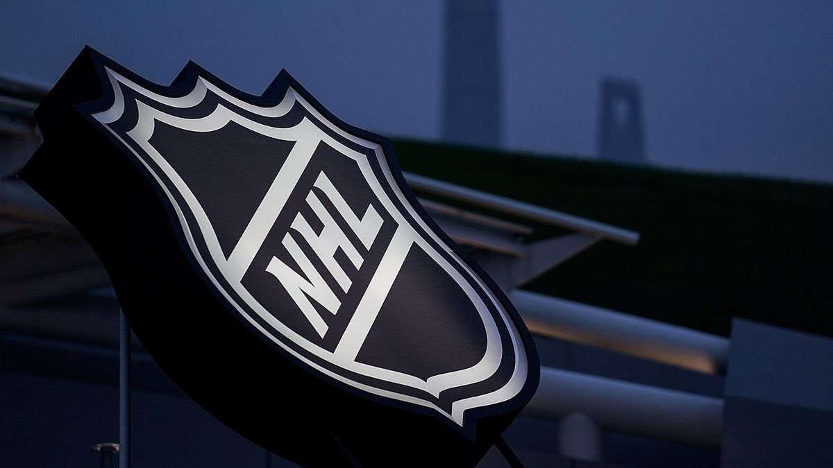 Впервые в истории НХЛ было потрачено за один день более миллиарда долларов