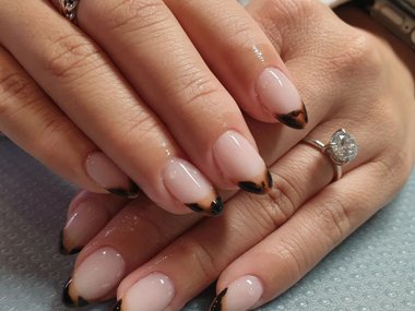 Черепаший мини-френч из аккаунта Jo_and_her_nails