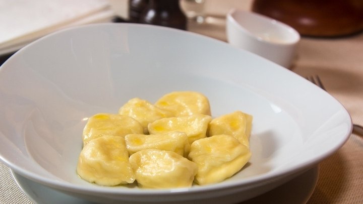 тесто для вареников рецепт классический на воде с яйцами пошаговый рецепт | Дзен