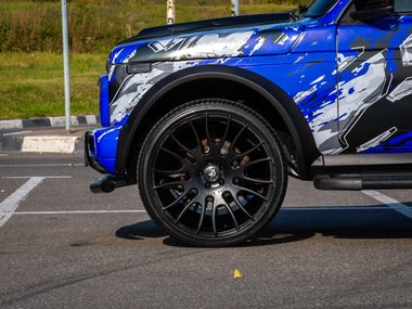 slide image for gallery: 27401 | Автомобиль класса люкс из обычной «Нивы»