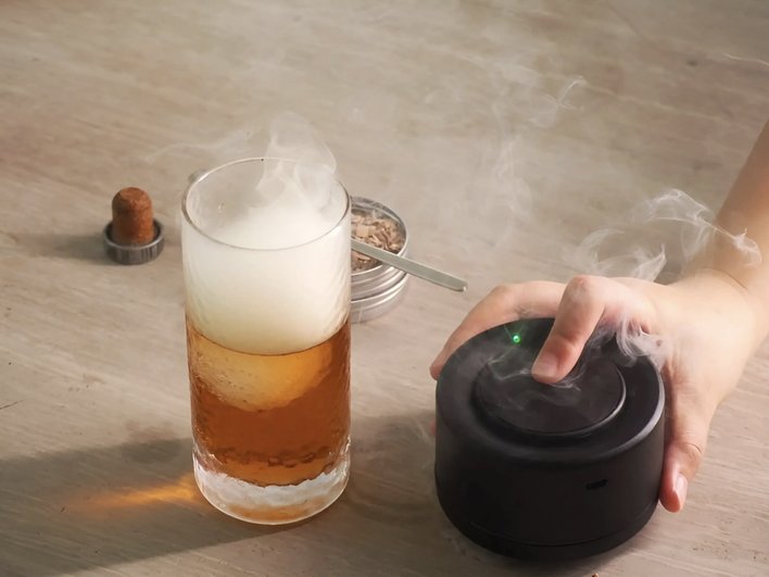 Так выглядит коптильня для напитков Smokpub. Источник: Kickstarter