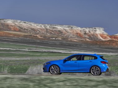 slide image for gallery: 24520 | BMW 1 Series