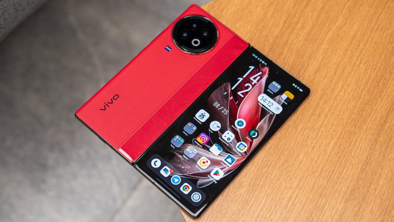 vivo X Fold 2