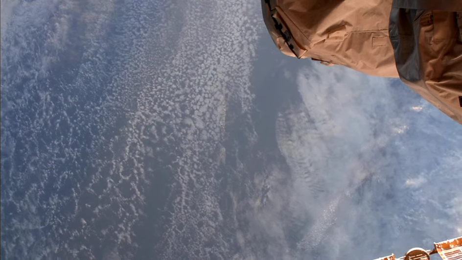 Виды Земли в видеотрансляции с МКС. Фото: YouTube-канал NASA