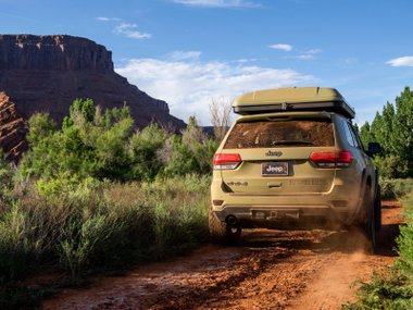 slide image for gallery: 17368 | Overlander