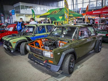 slide image for gallery: 26424 | DRIFT EXPO TRACK MODE